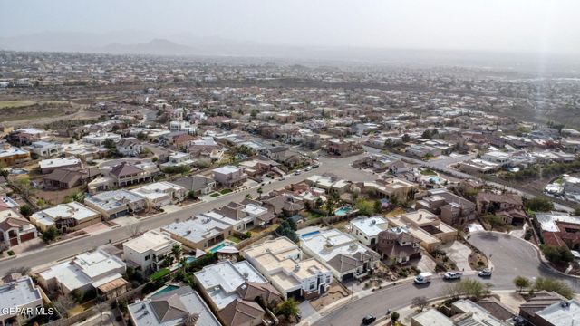 6252 Franklin Hawk Avenue, El Paso, TX 79912