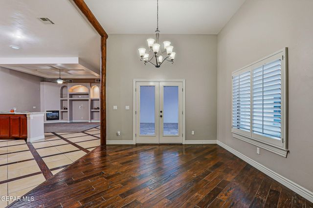 6252 Franklin Hawk Avenue, El Paso, TX 79912