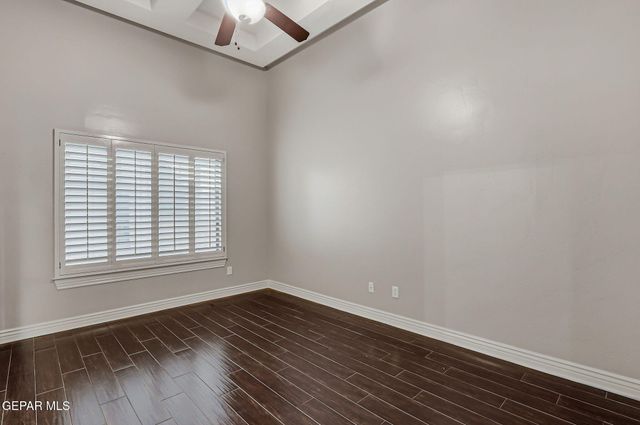 6252 Franklin Hawk Avenue, El Paso, TX 79912