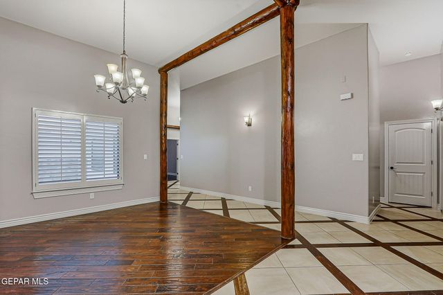 6252 Franklin Hawk Avenue, El Paso, TX 79912