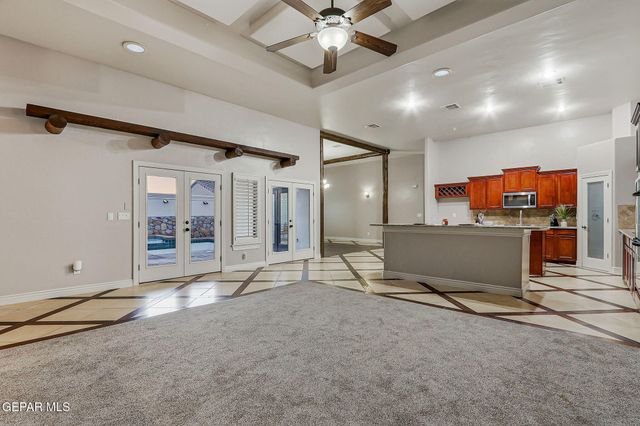 6252 Franklin Hawk Avenue, El Paso, TX 79912