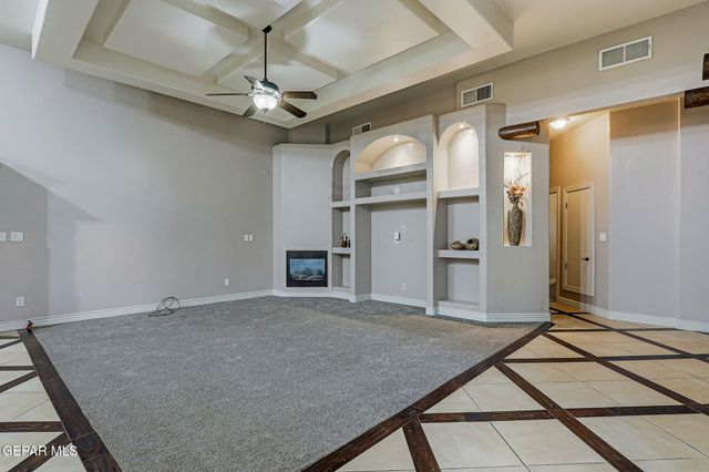 6252 Franklin Hawk Avenue, El Paso, TX 79912