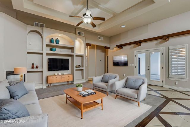 6252 Franklin Hawk Avenue, El Paso, TX 79912