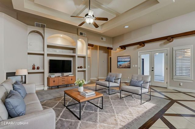 6252 Franklin Hawk Avenue, El Paso, TX 79912