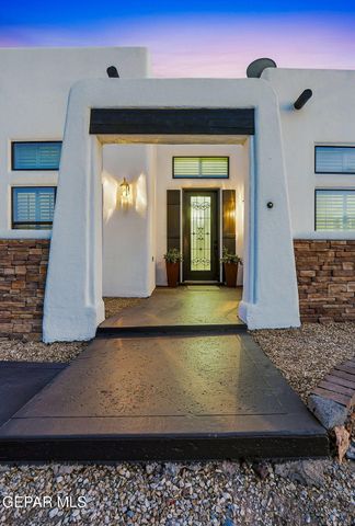 6252 Franklin Hawk Avenue, El Paso, TX 79912