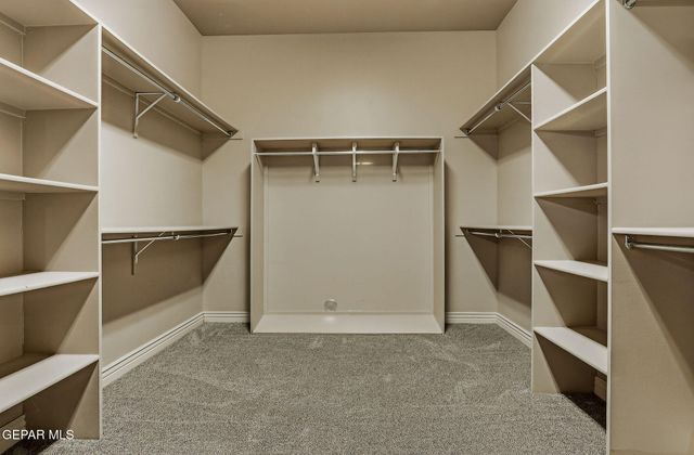 6252 Franklin Hawk Avenue, El Paso, TX 79912