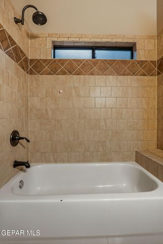 6252 Franklin Hawk Avenue, El Paso, TX 79912