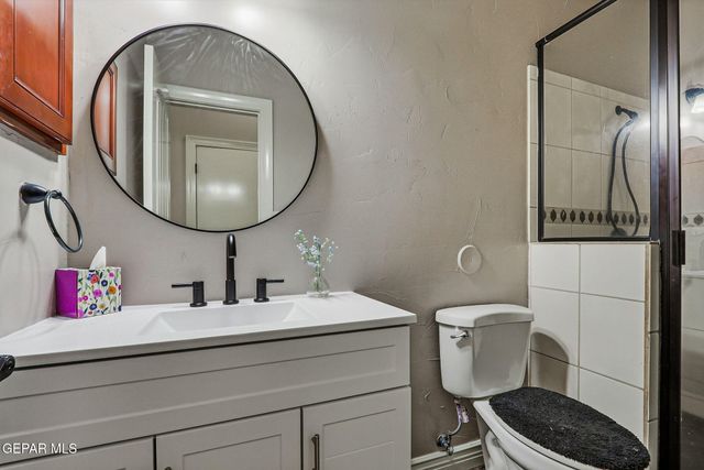 6252 Franklin Hawk Avenue, El Paso, TX 79912