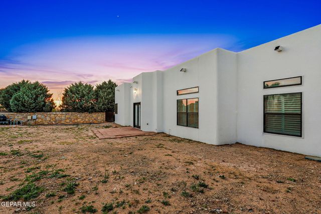 6252 Franklin Hawk Avenue, El Paso, TX 79912