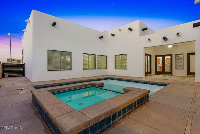 6252 Franklin Hawk Avenue, El Paso, TX 79912