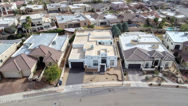 6252 Franklin Hawk Avenue, El Paso, TX 79912