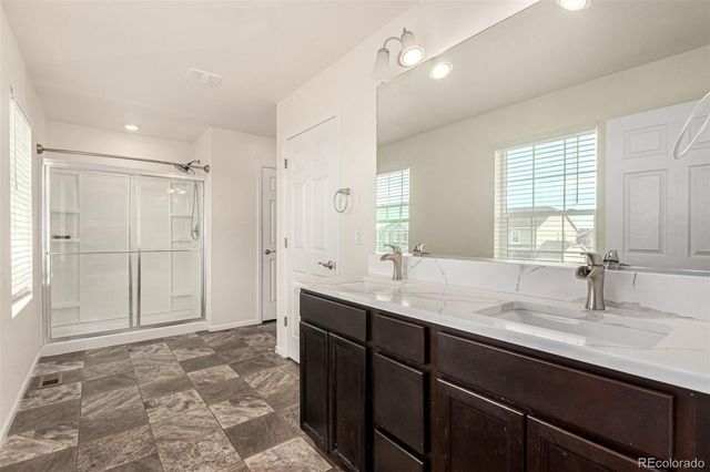 6330 N Gibralter Court, Aurora, CO 80019