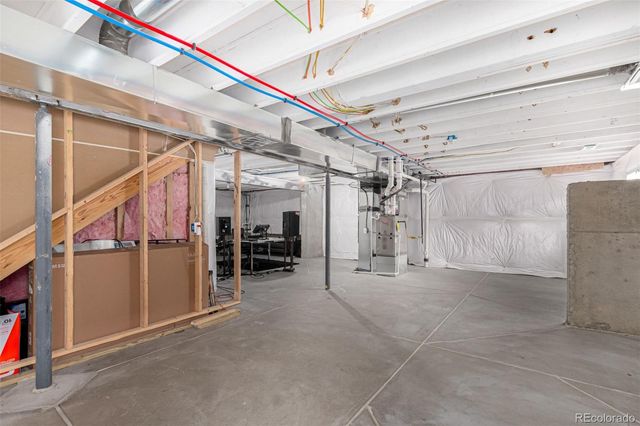 6330 N Gibralter Court, Aurora, CO 80019