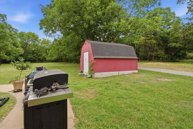 76 W Caldwell St, Mount Juliet, TN 37122