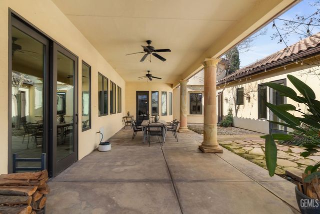 7919 Scarlet Maple Court, Bakersfield, CA 93308