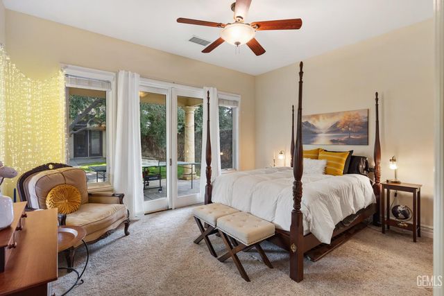 7919 Scarlet Maple Court, Bakersfield, CA 93308