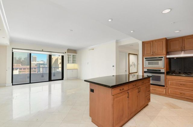 645 Front Street 1304, San Diego, CA 92101