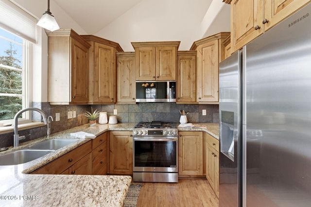 3026 W Lower Saddleback Road, Park City, UT 84098