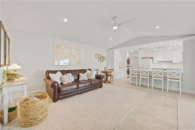 13660 Abbey DR # 2, Fort Myers, FL 33919