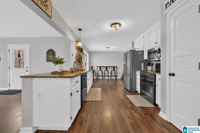 3085 HIGHWAY 160, Warrior, AL 35180