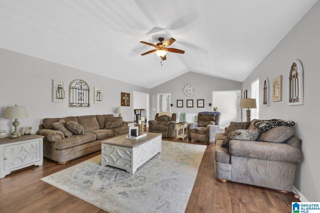 3085 HIGHWAY 160, Warrior, AL 35180