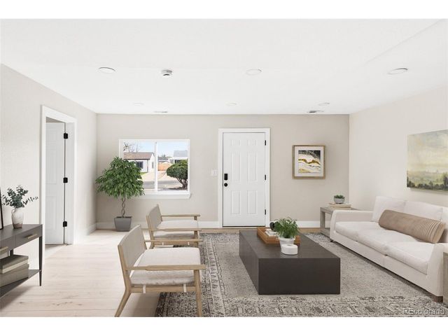 3051 S Fairfax St, Denver, CO 80222