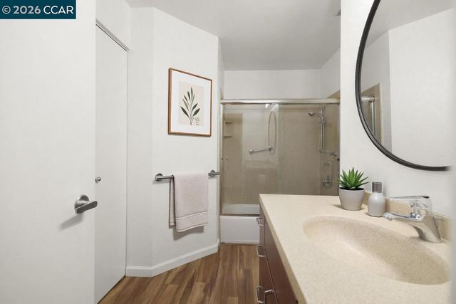 1201 Alta Vista Dr 209, Walnut Creek, CA 94596