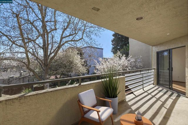 1201 Alta Vista Dr 209, Walnut Creek, CA 94596