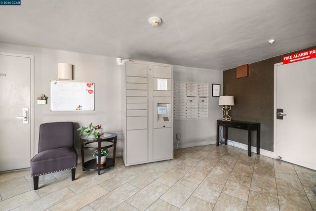 1201 Alta Vista Dr 209, Walnut Creek, CA 94596