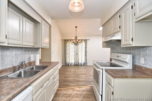 6105 S Vancouver Avenue, Tulsa, OK 74132