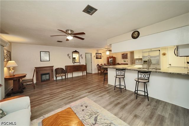 7228 Reymoor DR, North Fort Myers, FL 33917