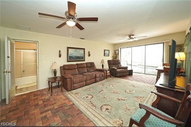 7228 Reymoor DR, North Fort Myers, FL 33917