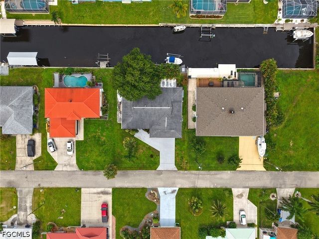 7228 Reymoor DR, North Fort Myers, FL 33917