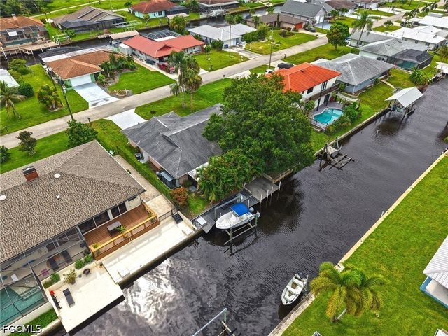 7228 Reymoor DR, North Fort Myers, FL 33917