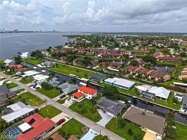 7228 Reymoor DR, North Fort Myers, FL 33917