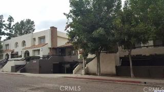 21620 Burbank, Woodland Hills, CA 91367