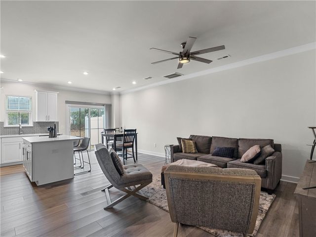 61 Connaught Court, Mauldin, SC 29662