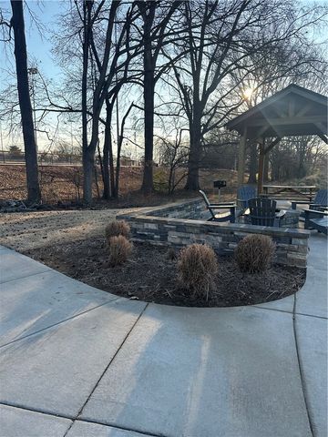 61 Connaught Court, Mauldin, SC 29662