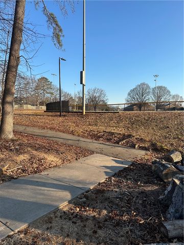 61 Connaught Court, Mauldin, SC 29662