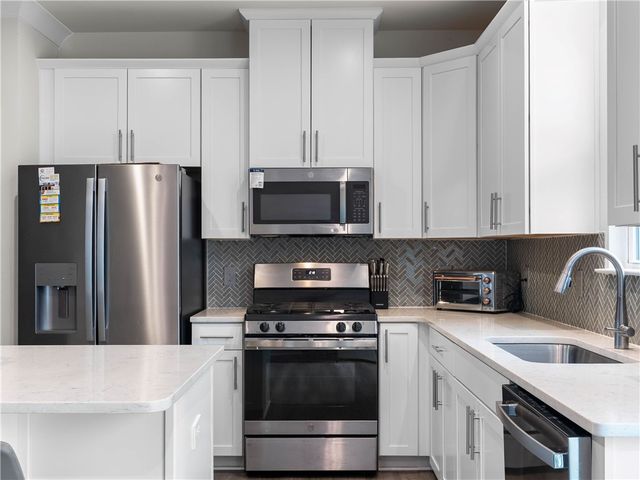 61 Connaught Court, Mauldin, SC 29662