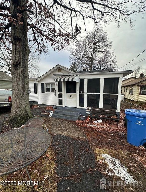 306 Norwood Avenue, Old Bridge, NJ 08879