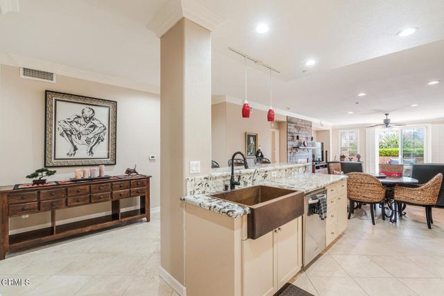 1512 Seabridge Lane, Oxnard, CA 93035