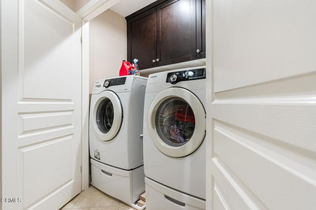 1512 Seabridge Lane, Oxnard, CA 93035