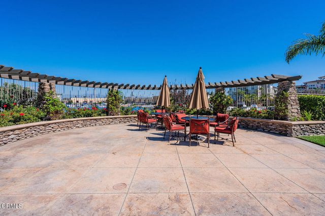 1512 Seabridge Lane, Oxnard, CA 93035