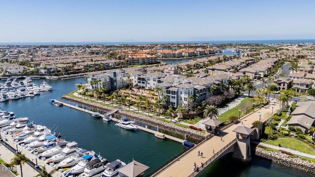 1512 Seabridge Lane, Oxnard, CA 93035