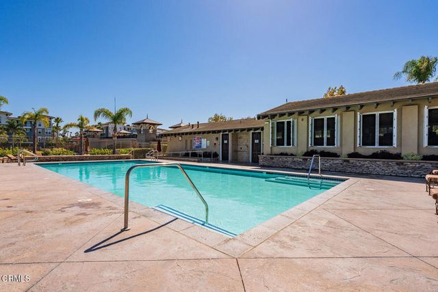 1512 Seabridge Lane, Oxnard, CA 93035
