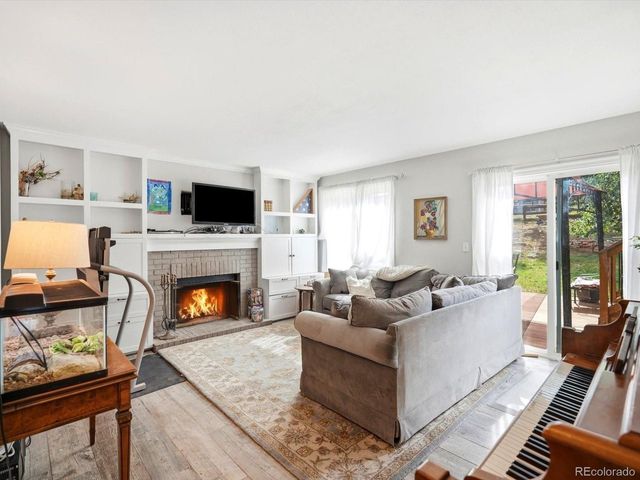7 Periwinkle, Littleton, CO 80127