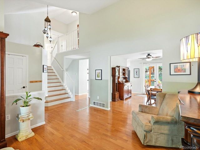 7 Periwinkle, Littleton, CO 80127