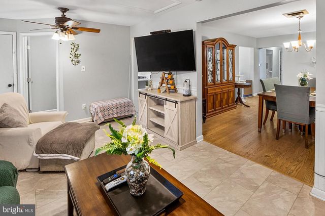 37 N VALLEY AVE, Vineland, NJ 08360