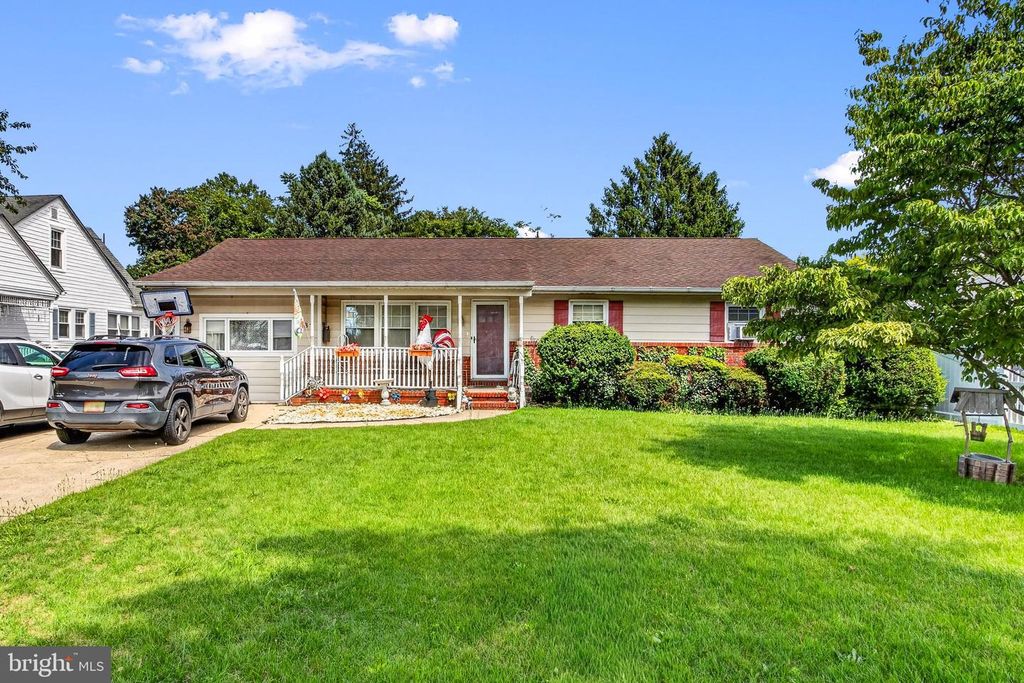 37 N VALLEY AVE, Vineland, NJ 08360